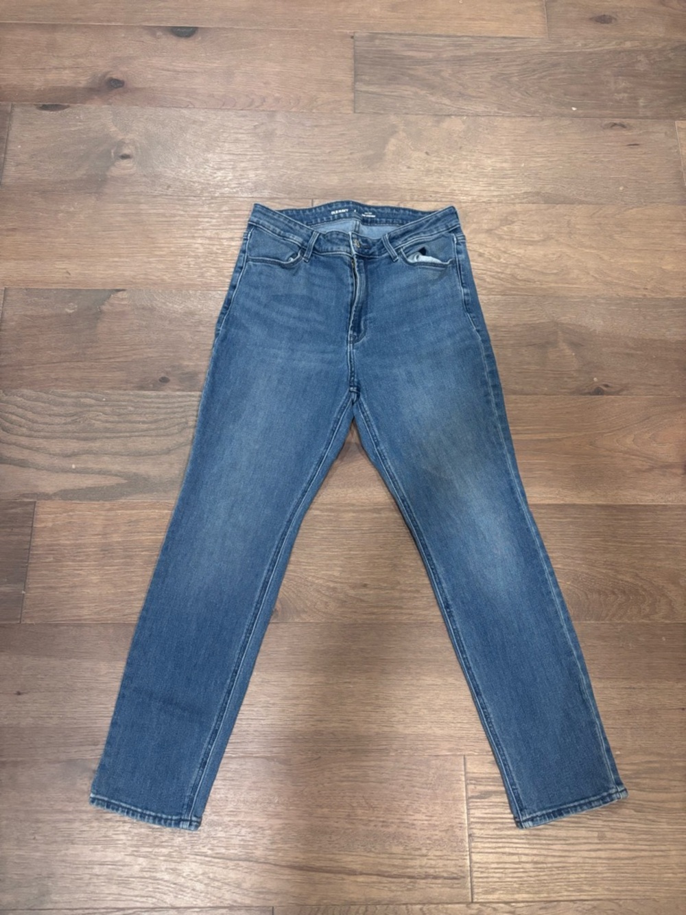 Old Navy Women's High-Rise Wow Straight Jeans Size 8 Short